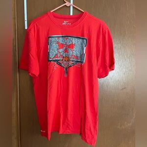 Men’s Nike t shirt, cotton